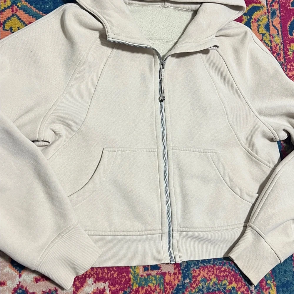 Lululemon Scuba jacket cropped full zip cream XS/small - Picture 3 of 5
